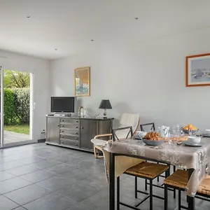Maison Neuve Pour Quatre Personnes A Hébergement de vacances